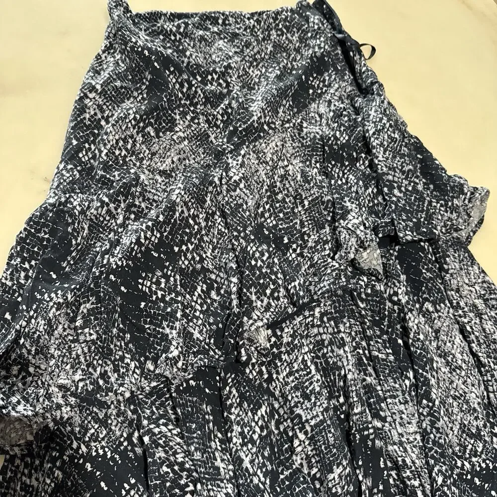 Free People Women's Kiss Me Baby Snake Skin Print Tiered Midi Skirt Size 0 Boho